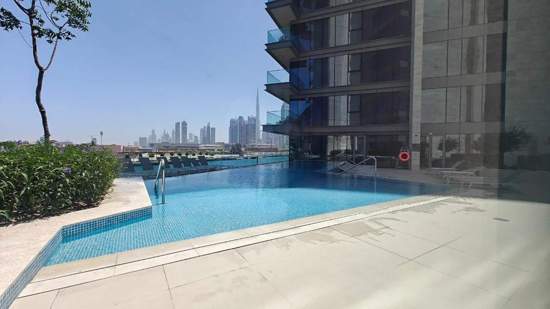 Waterfront Living With A Spacious Layout Dubai Apartment