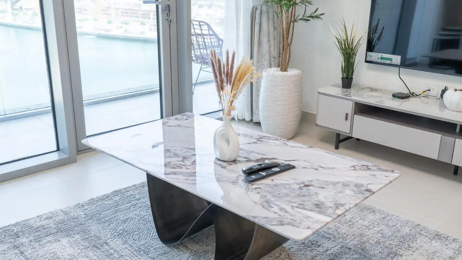 Waterfront Living With A Spacious Layout Dubai Apartment