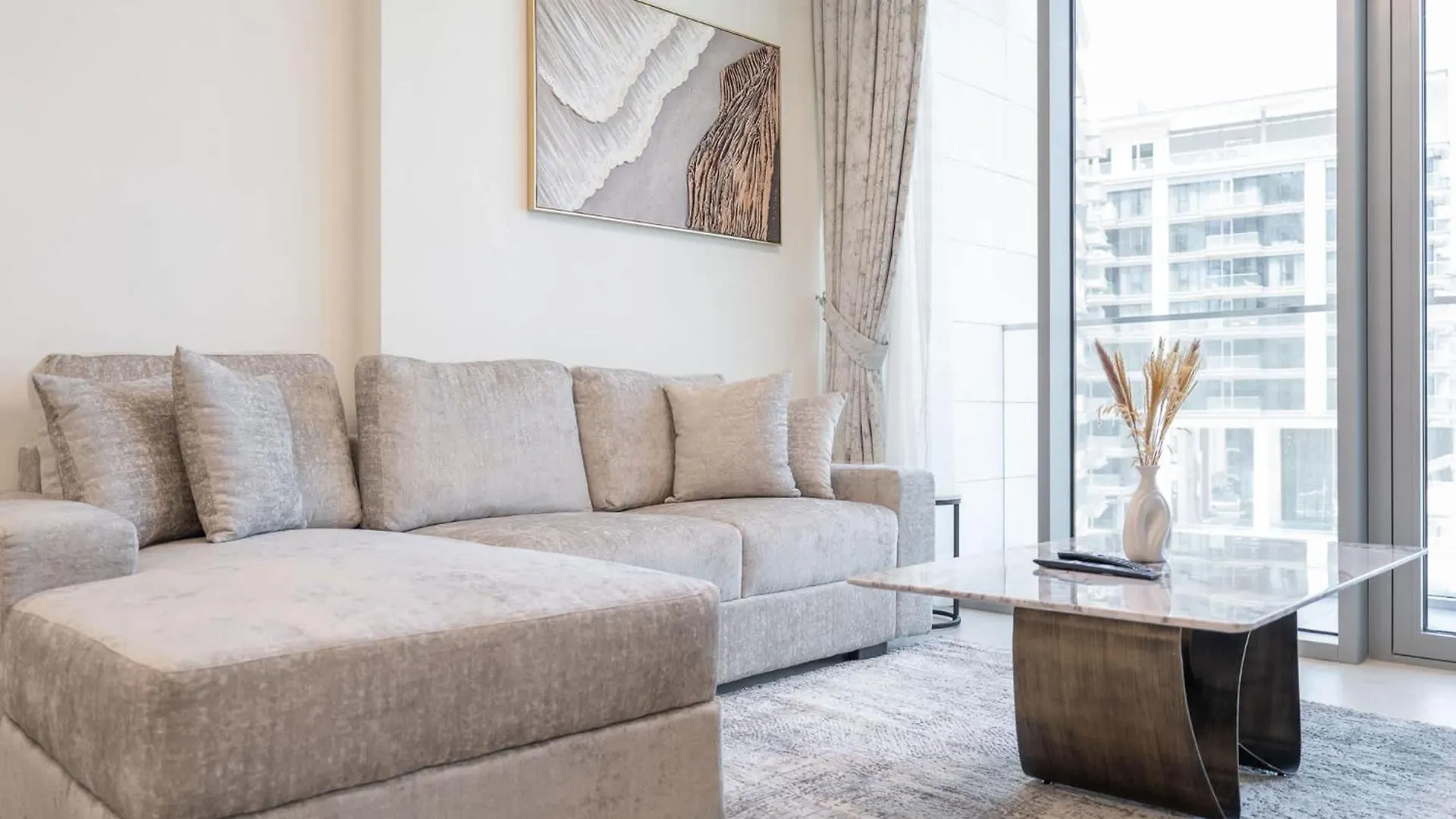 Waterfront Living With A Spacious Layout Dubai United Arab Emirates